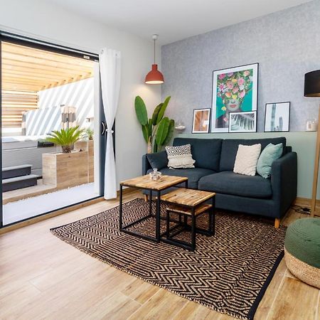 L'entre deux-suite romantique - jacuzzi privatif - 1 petit déjeuner pour 2 OFFERT Le Somail Exterior foto
